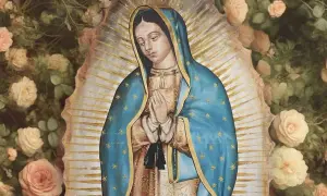 Obraz Matki Bożej z Guadalupe otoczony różami. Modlitwa nowenna do Matki Bożej z Guadalupe.